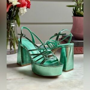 Chinese Laundry Mint Green Platform Shoes NWB